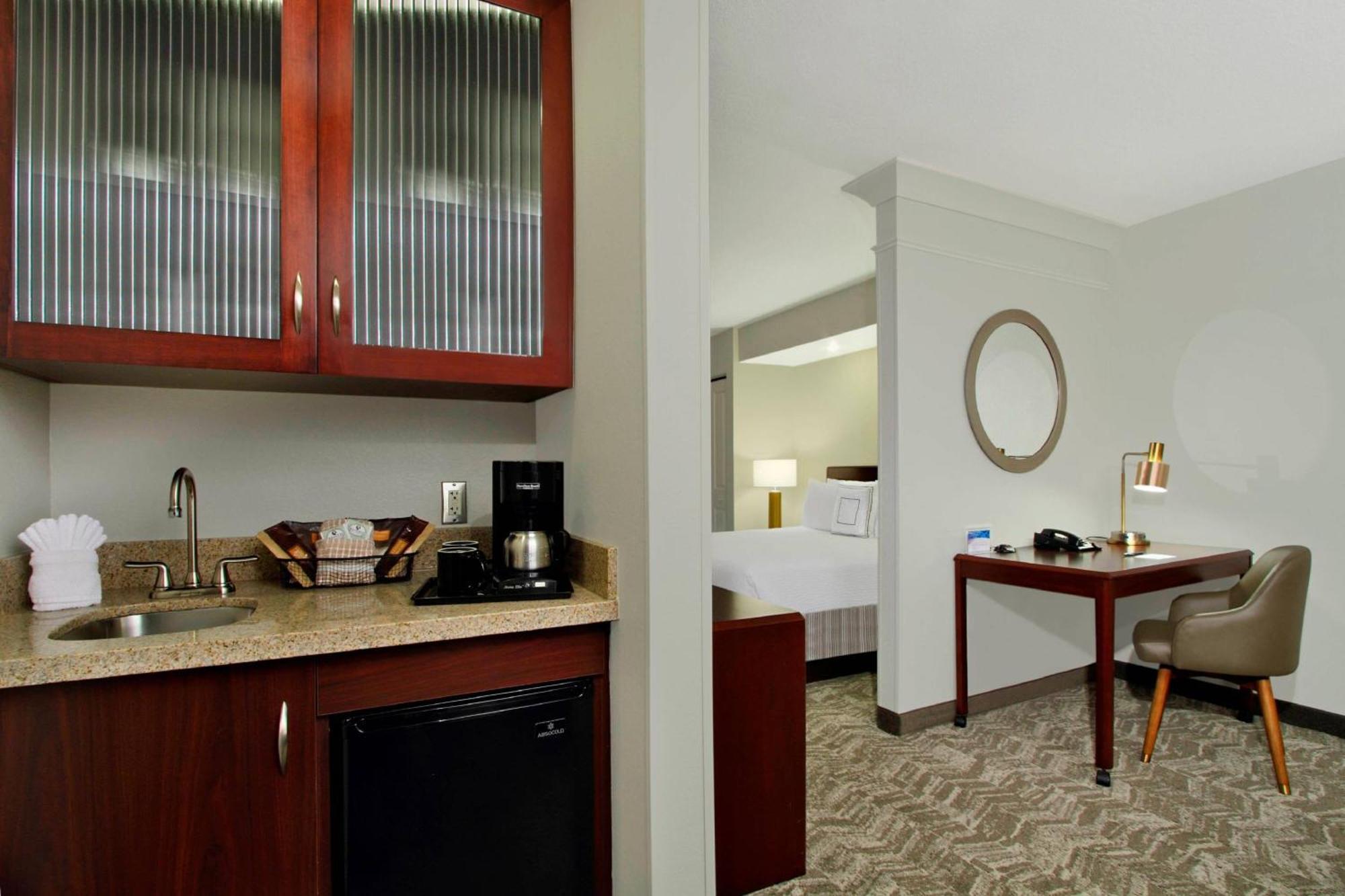 Springhill Suites Chesapeake Greenbrier Exteriör bild